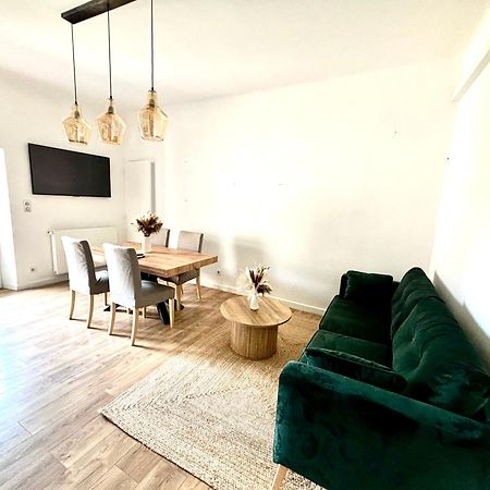 Appartement Eygalieres Avec Petit Jardin Exteriér fotografie