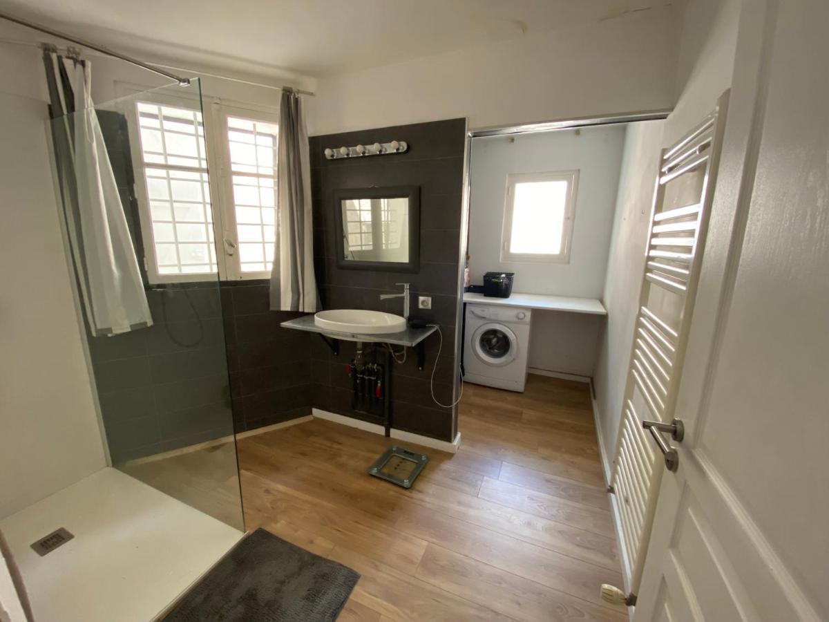 Appartement Eygalieres Avec Petit Jardin Exteriér fotografie