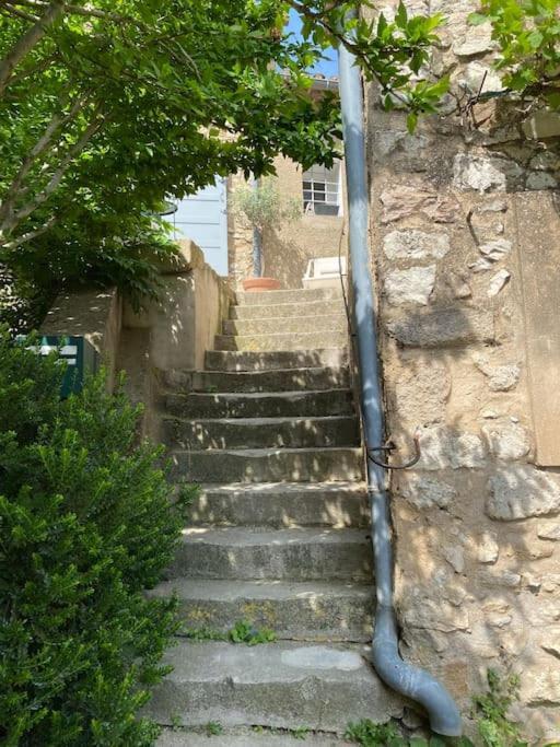 Appartement Eygalieres Avec Petit Jardin Exteriér fotografie