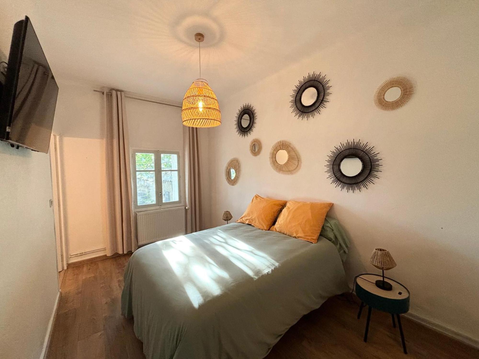 Appartement Eygalieres Avec Petit Jardin Exteriér fotografie